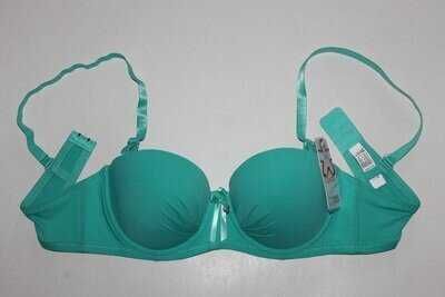 Красивейший Бюстгальтер с кружевом по чашке и на боках. Чашка В