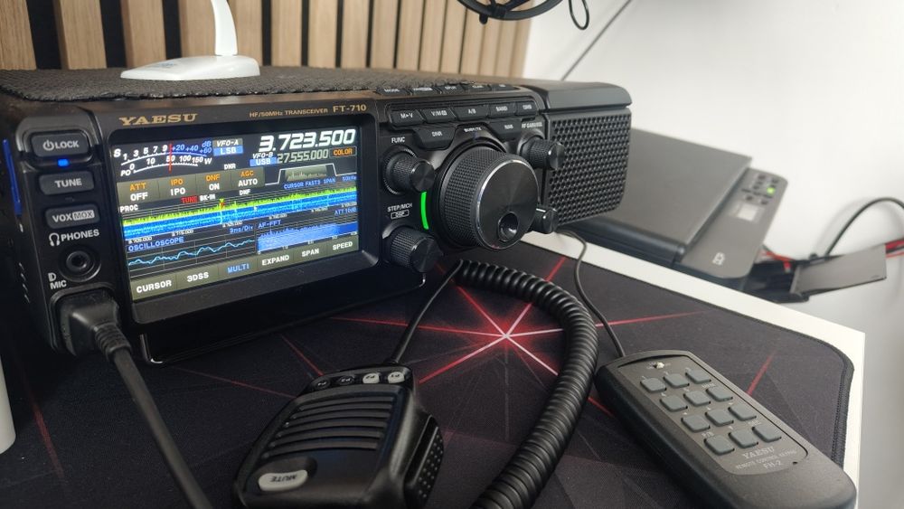 Radiostacja Yaesu FT 710 Aess