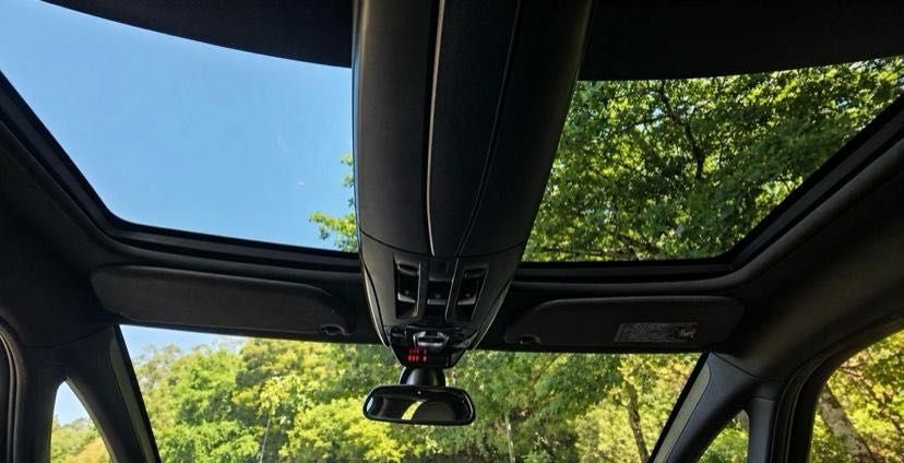Citroen DS5.