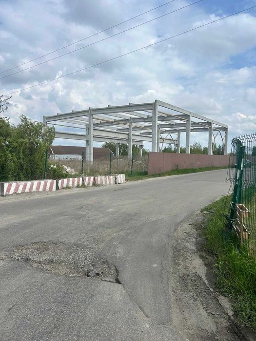 Продаж фасадноі ділянки  2 га по Окружній Броварів