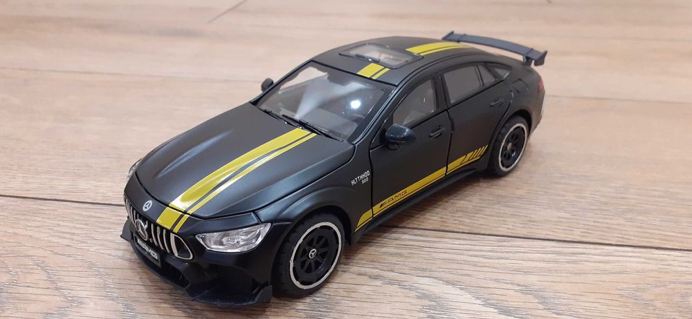 Mercedes AMG GT63 1:24, napęd, światła, dźwięk