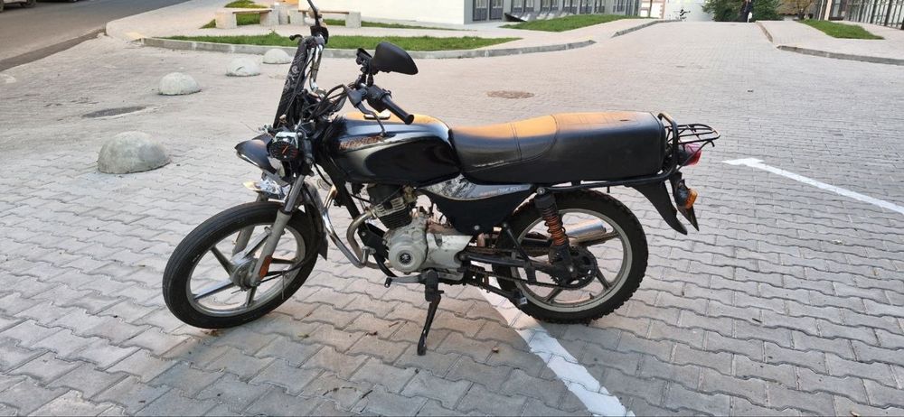 Bajaj Boxer Bm100
