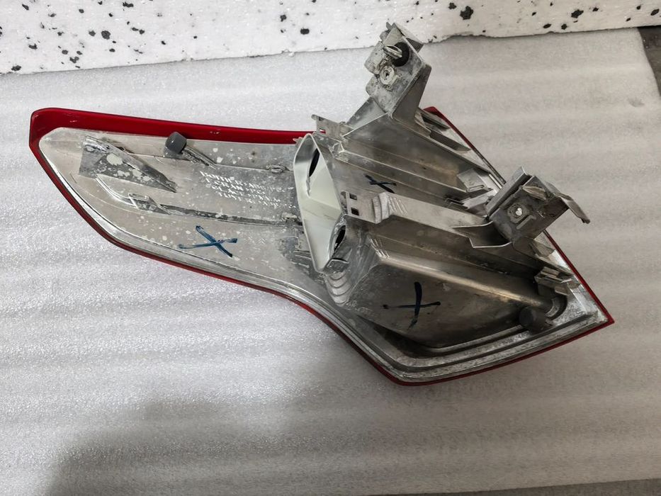 Citroen C4 Picasso Lampa prawy tył prawa