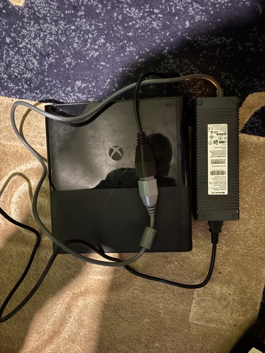 Xbox 360 E - Stan nieznany