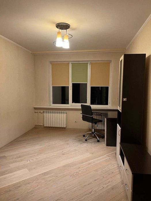 без комісії здам 4 кім квартиру вул. Старонаводницька 8 Б