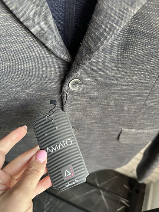 Чоловічий піджак AMATO