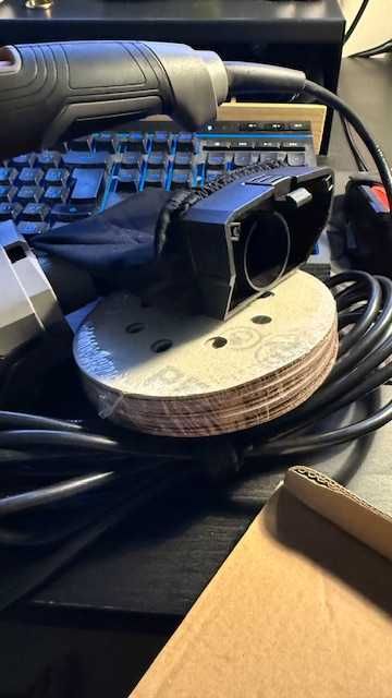 Lixadeira - Jellas Nova a estrear com Saco e Lixas