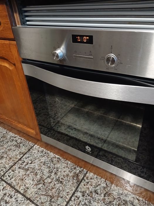Vendo forno e placa de indução
