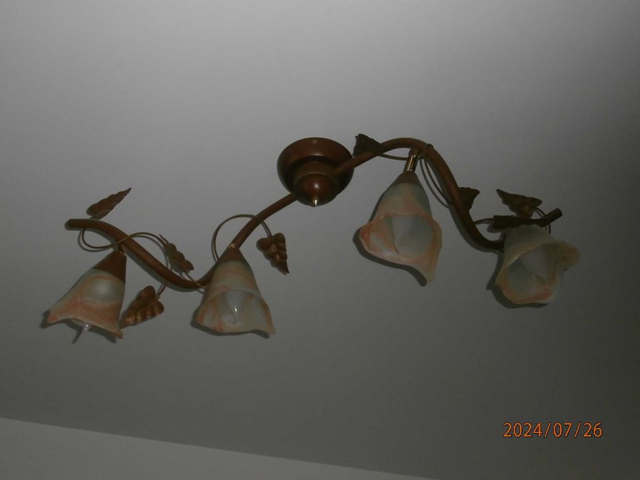 Żyrandol pokojowy na 4 żarówki / motyw liści, retro