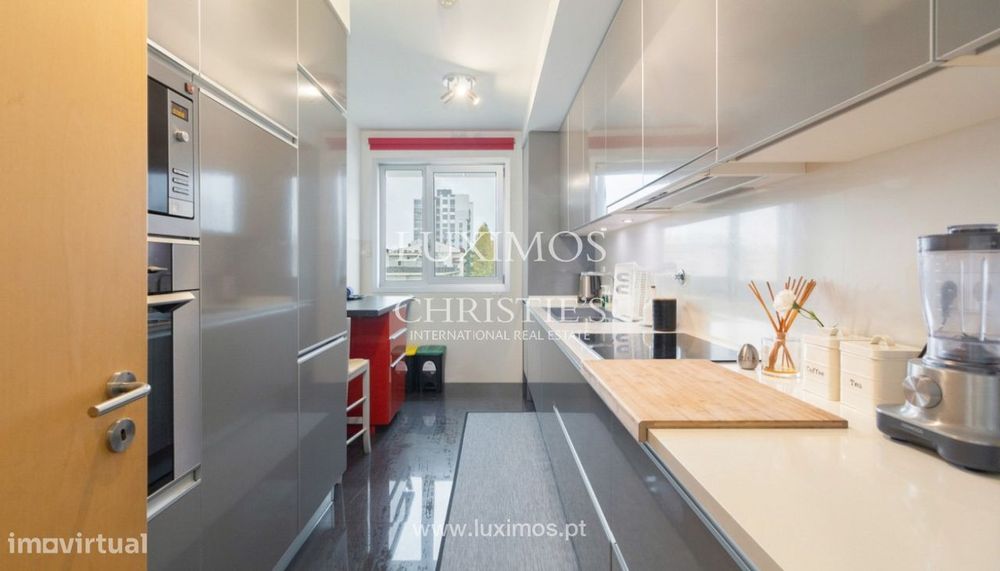 Apartamento T2, para arrendamento, na Boavista, Porto