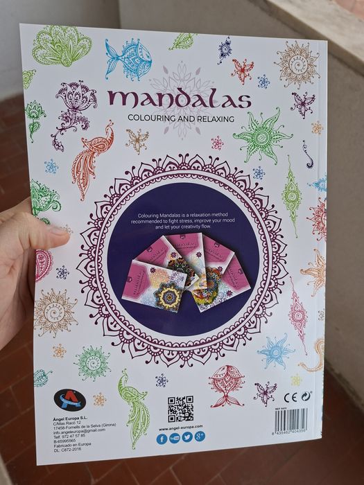 Livro de Mandalas para colorir