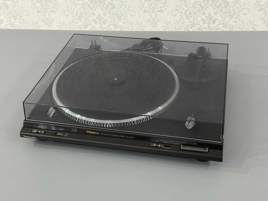 Gramofon półautomatyczny FGservo Technics SL-BD22D + P34