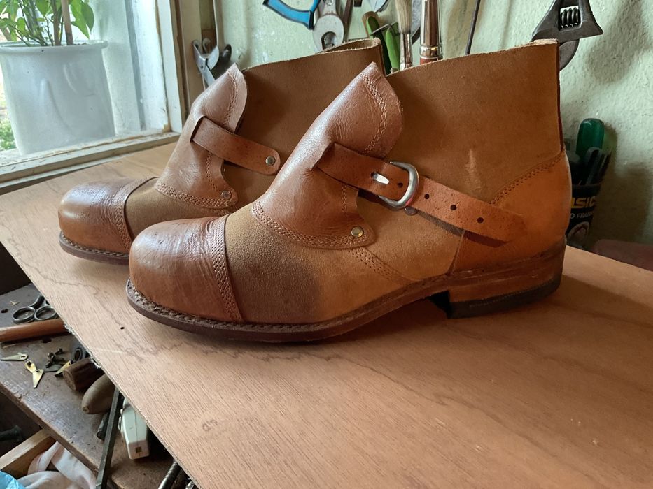 Botas de soldador novas