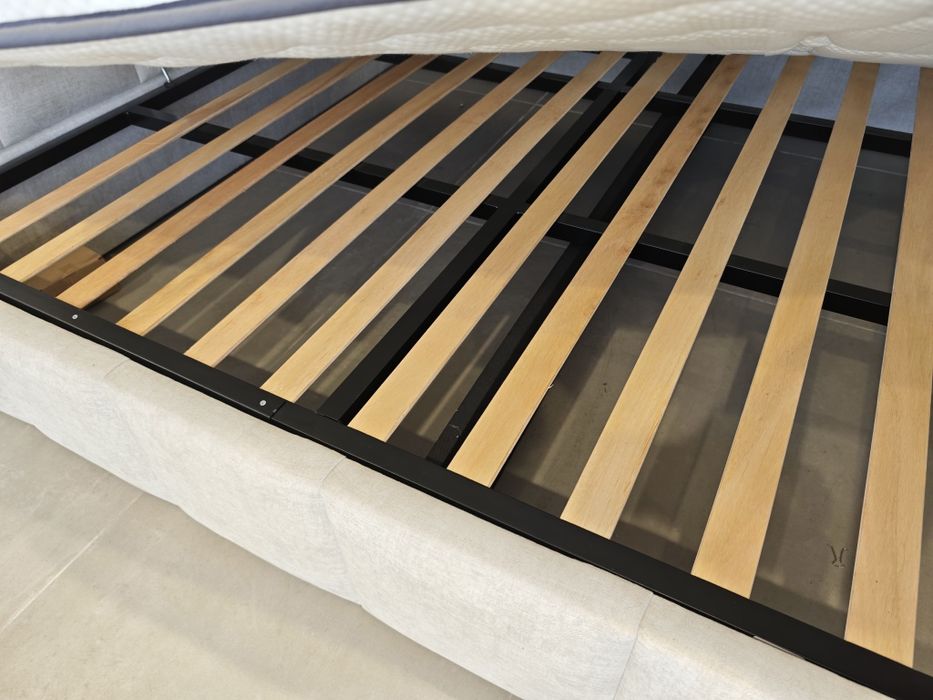 Cama + cabeceira de canto 150x190
