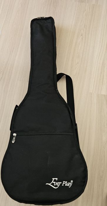 Gitara klasyczna marki Ever Play, model EV-122 z serii Iga.