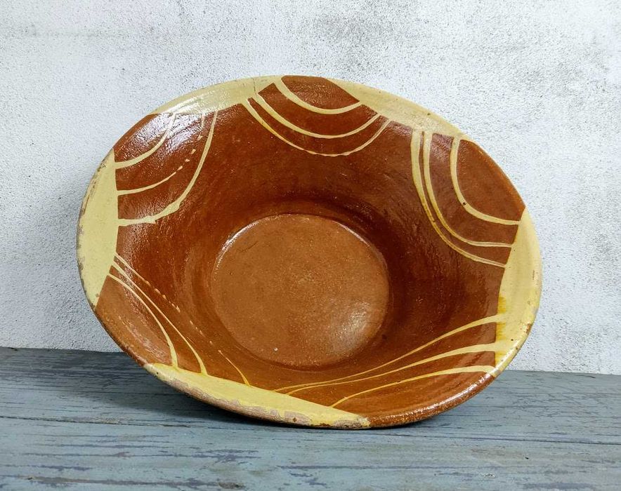 Alguidar em barro vidrado muito antigo