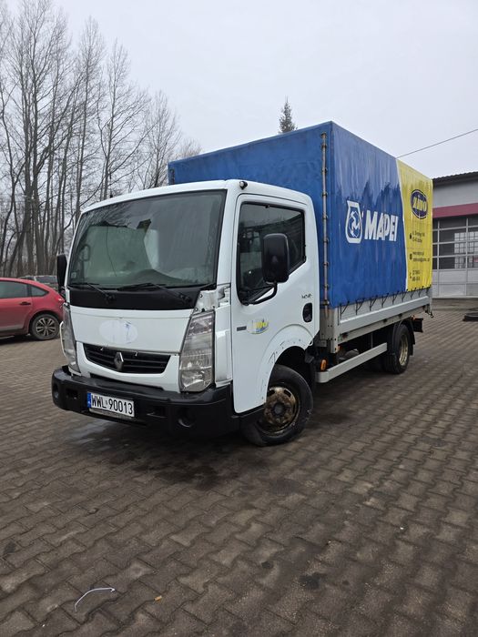 Renault maxity nissan cabstar 2.5 dci