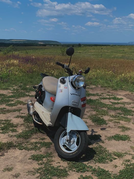 Скутер Viper vs retro 80 кубов