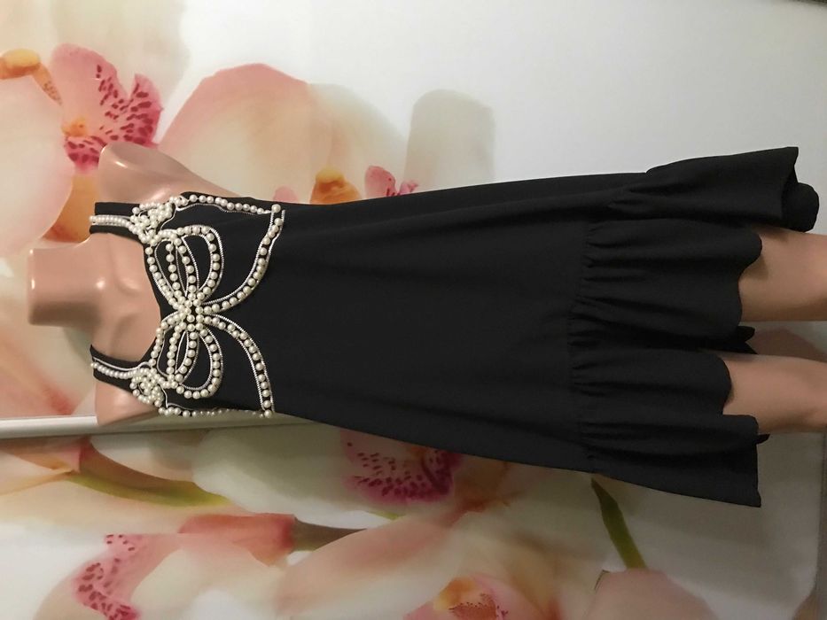 Красивое нарядное вечернее платье zara с вышивкой бабочка из жемчуга