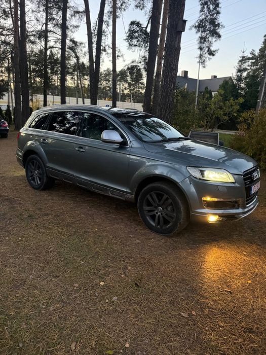 Audi 4L Q7 3.0  продам