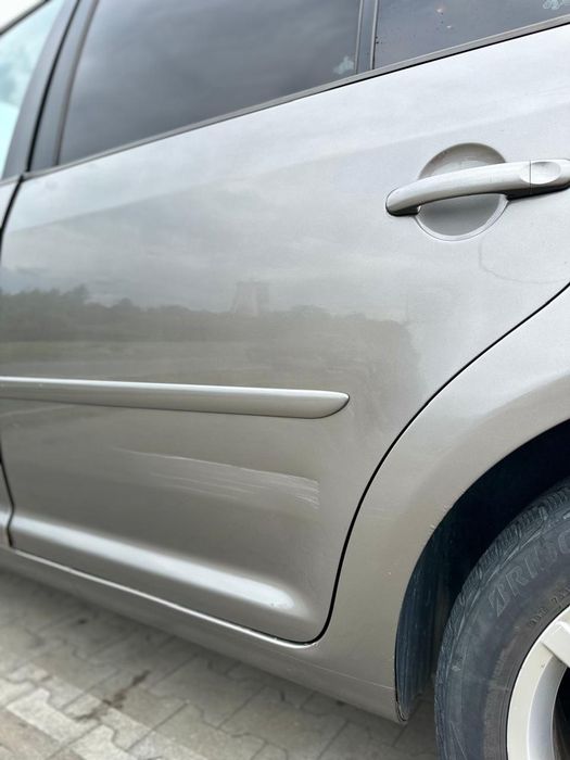 Автомобіль Vw touran 2007