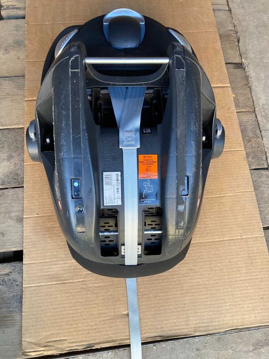 Авто крісло дитяче.