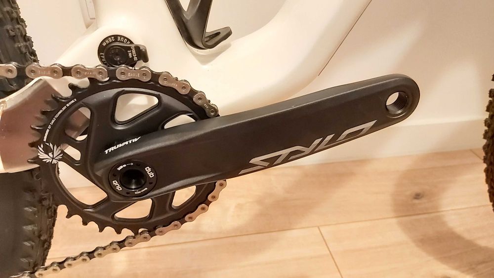 Canyon Lux CF 6 Carbono - Sram GX Eagle - Tam L - Roda 29"