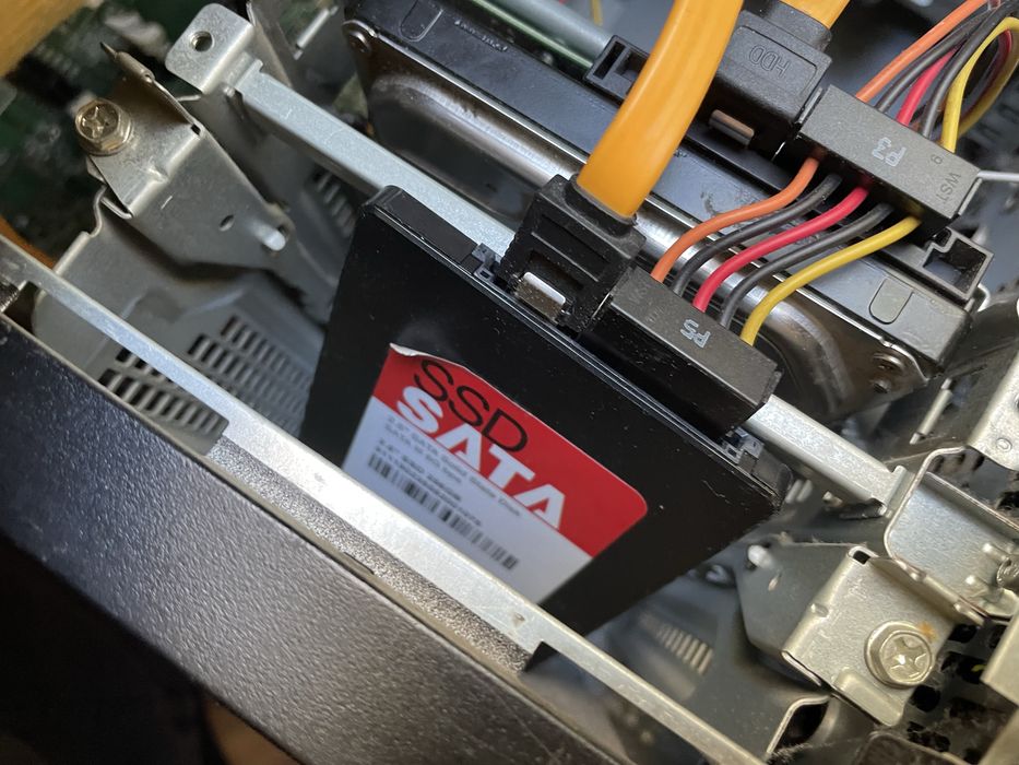 Komputer biurowy + monitor