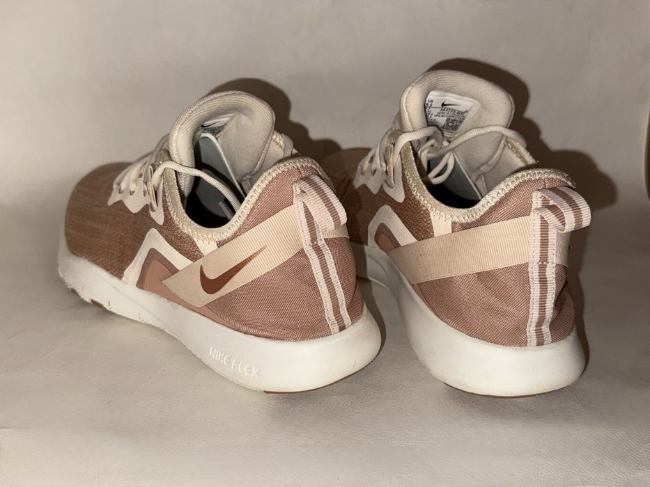 Оригінальні кросівки Nike Flex TR 9 кроссовки