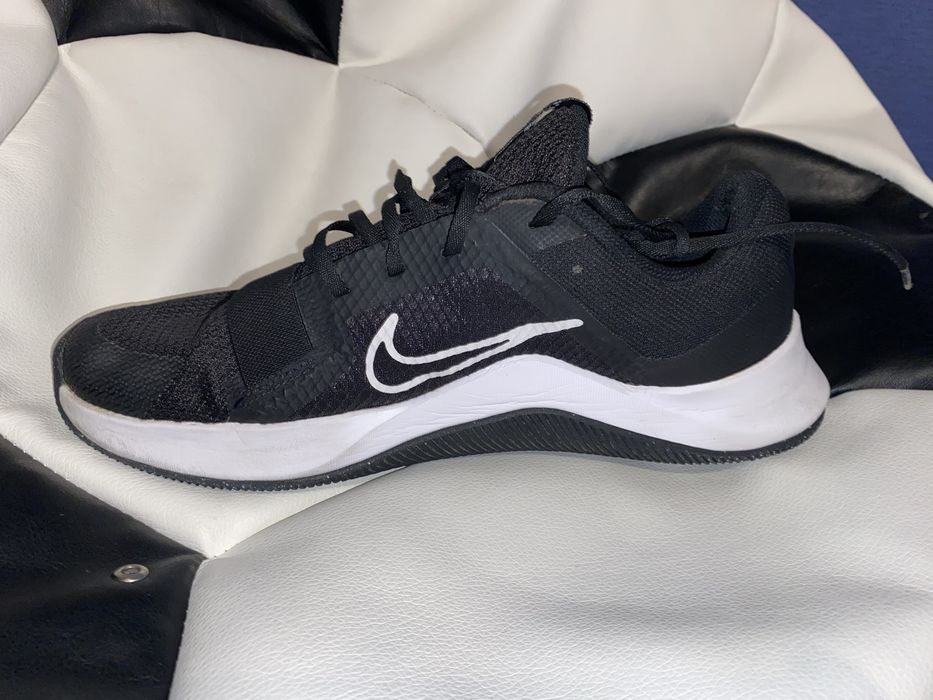 Короссовки NIKE  41 р.