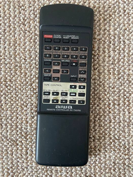 Продам відеомагнітофон б/у