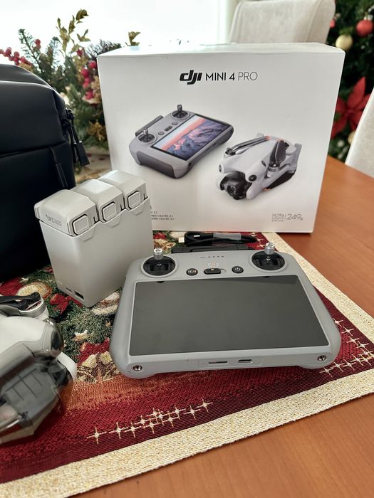 DJI Mini 4 Pro - Fly more combo, com garantia