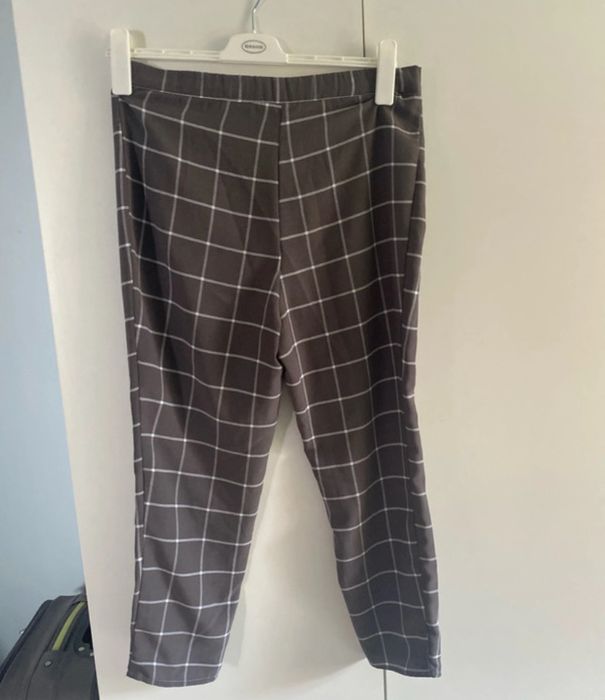 Szare spodnie w kratke, szyte samemu, rozmiar L/XL