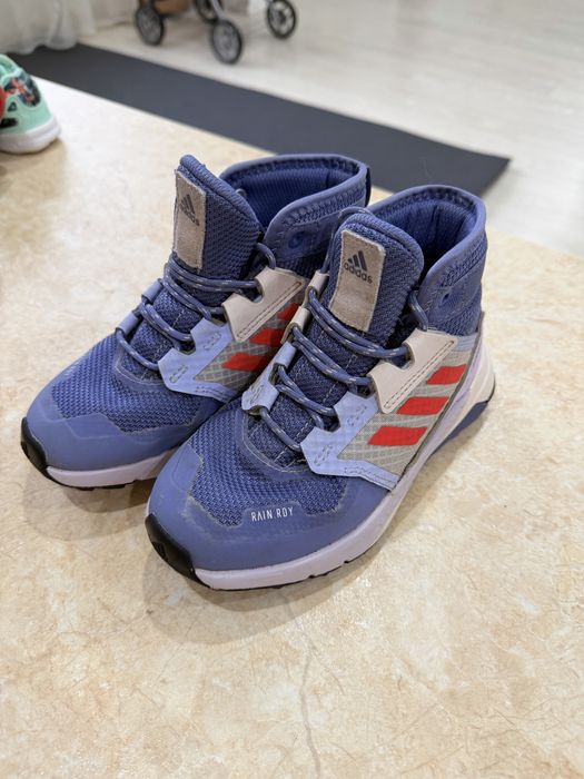 Adidas дитячі ботіночки для дівчинки 29р ,стан супер