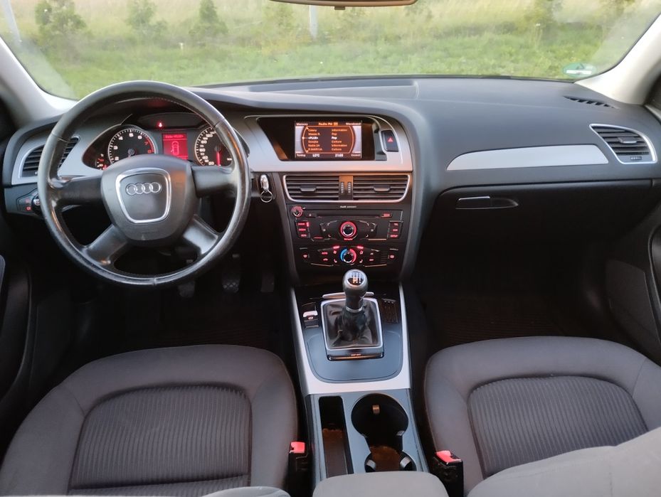 Audi a4 b8 w bardzo dobrym stanie