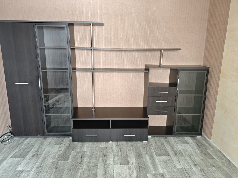 Продам в нормальному стані  шафу!