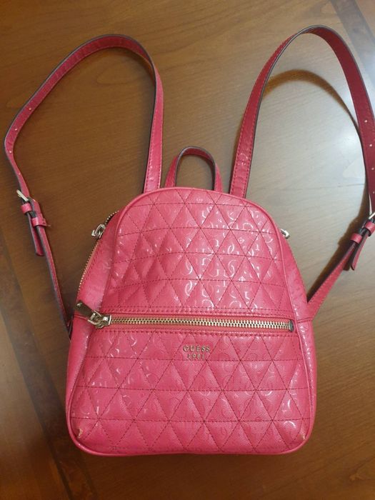 Рюкзачок маленький Guess.