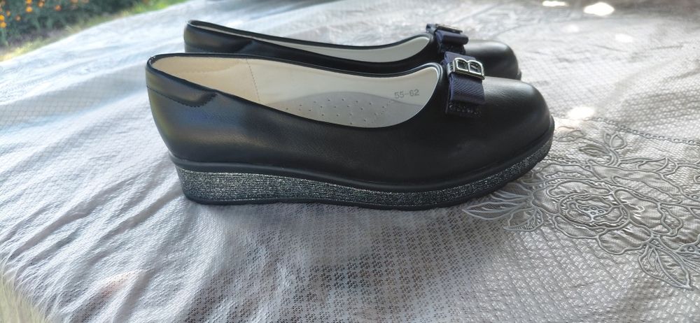 Туфлі темно-синього кольору.34розмір.