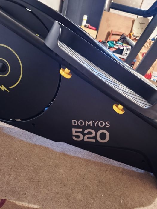 Bicicleta Elíptica Domyos 520 em Ótimo Estado