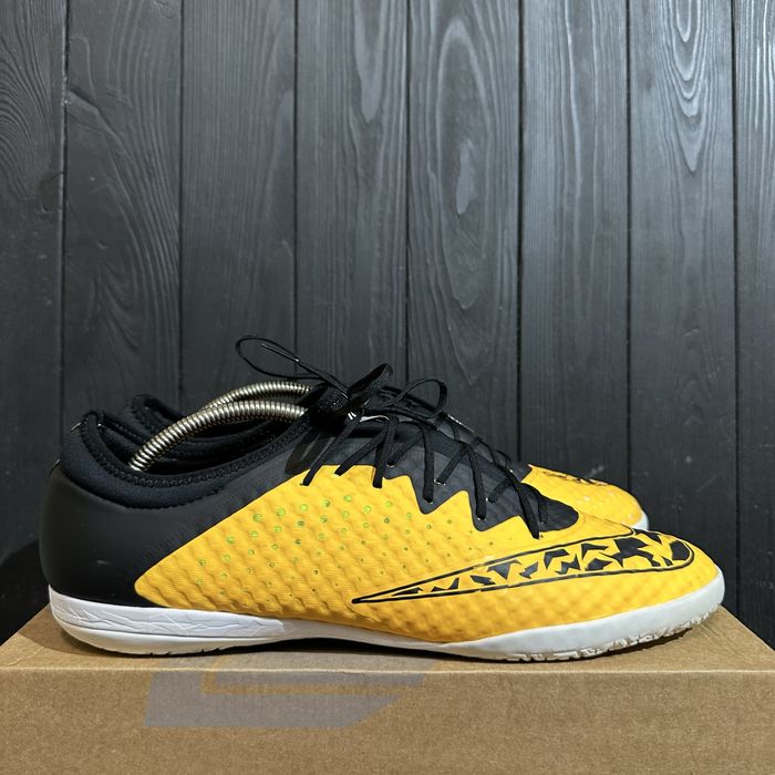 Футзалки Nike Elastico Finale 47/30.5 cm