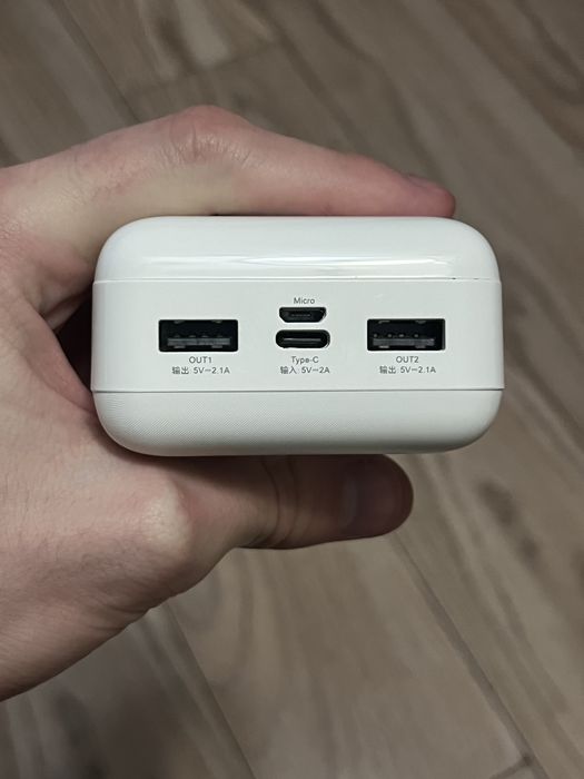 Павербанк Hoco 30000mah в ідеальному стані