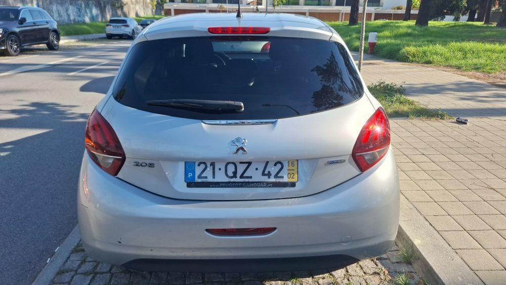 Peugeot 208 1.2 Puretech Style — photo 5