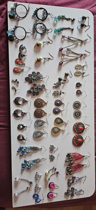 42 pares de Brincos Parfois