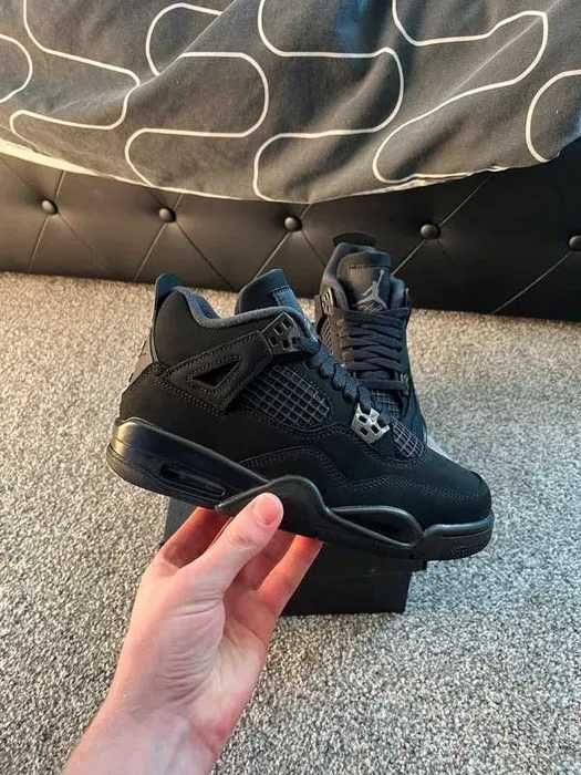 Jordan 4 Retro Black Cat R.37.5