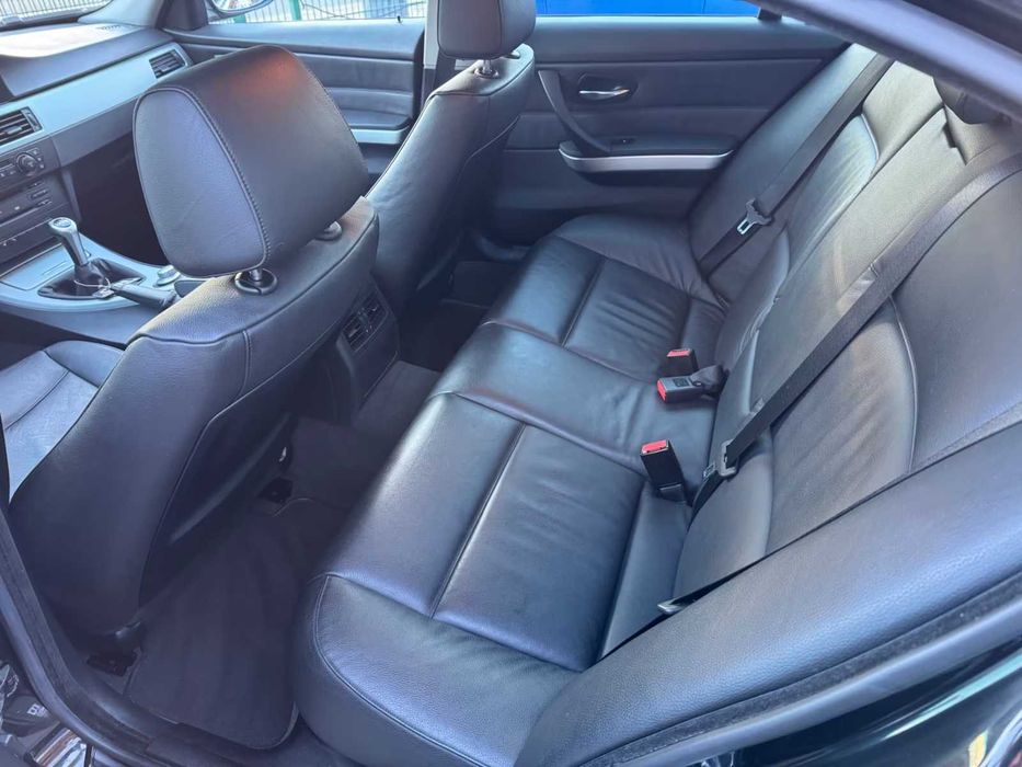BMW 320d (E90) – ÚNICO
