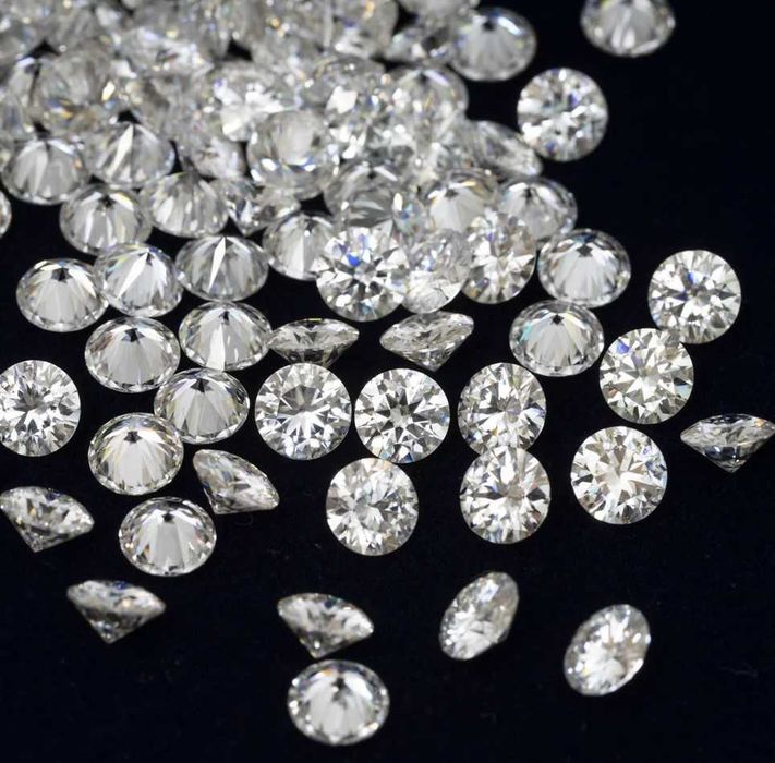 Diament Moissanit Brylant 5,5mm-0.6CT VVS1-D