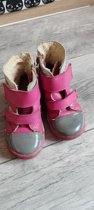 Buty jesienne 25
