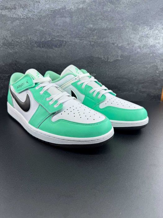 Кросівки чоловічі AIR JORDAN 1 LOW FLYEASE DM1206-131 (50,5)