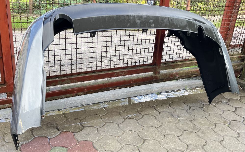 VW Jetta 6 MK6 zderzak tylny, tył