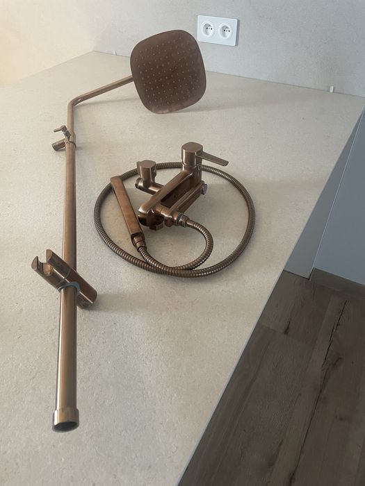 Kabina prysznicowa z baterią